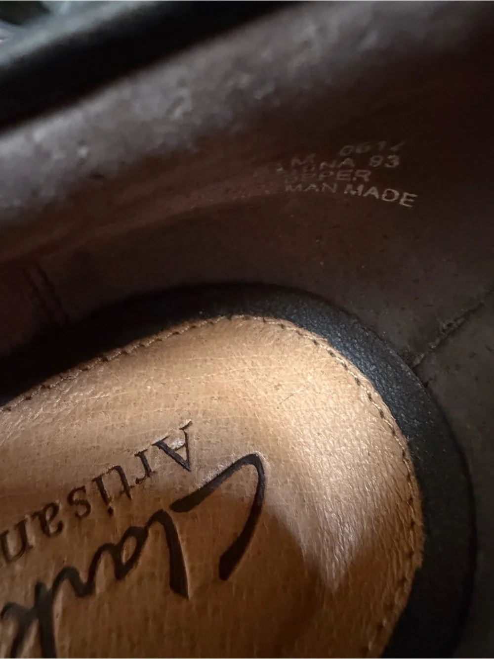 Artisan preowned minimal